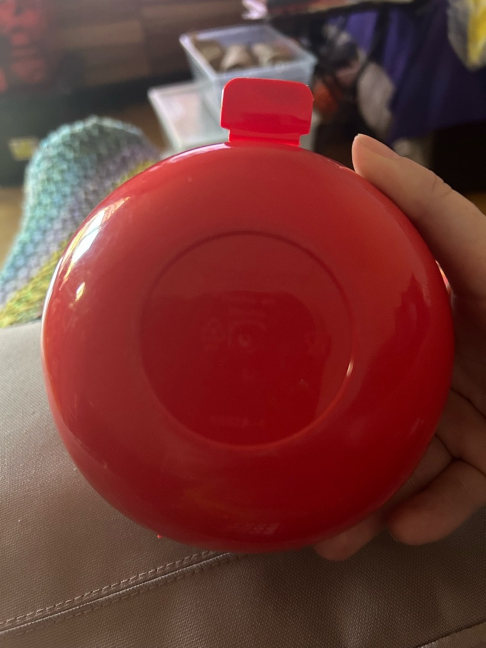 Tupperware Red Round Kitchen Tool - Picture 4 of 5